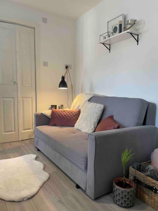 One Bedroom Putney Village Flat London Exterior foto