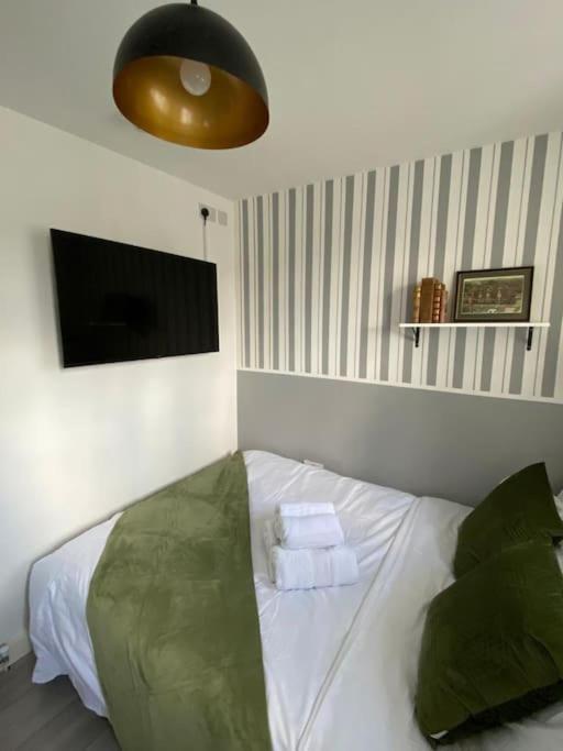 One Bedroom Putney Village Flat London Exterior foto